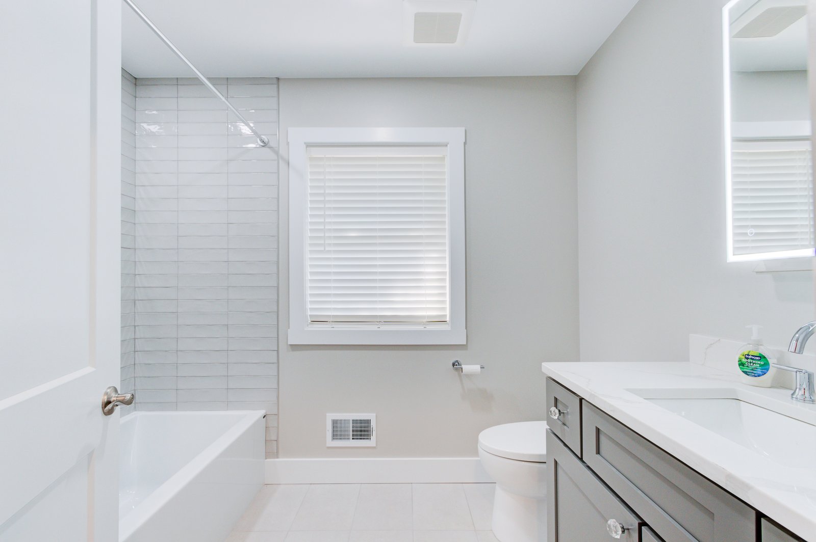 Hazelhurst remodel interior detail by Reschka Design Build