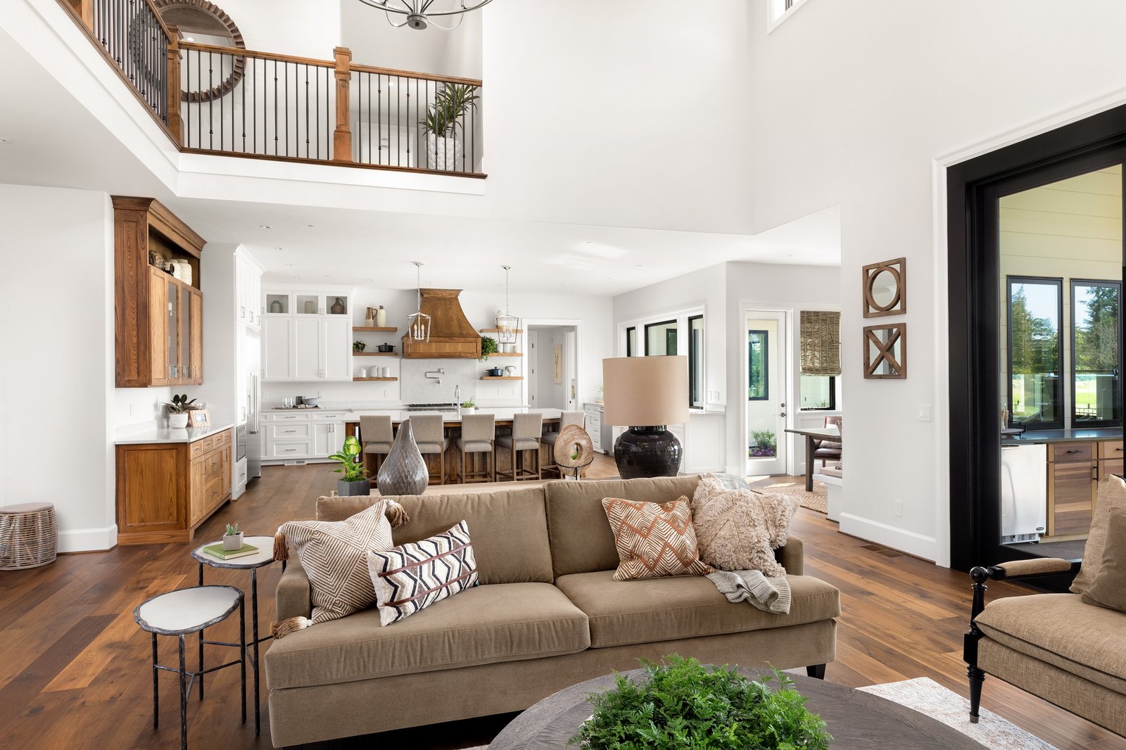 Woodland + Estate design-build project by Reschka Design Build